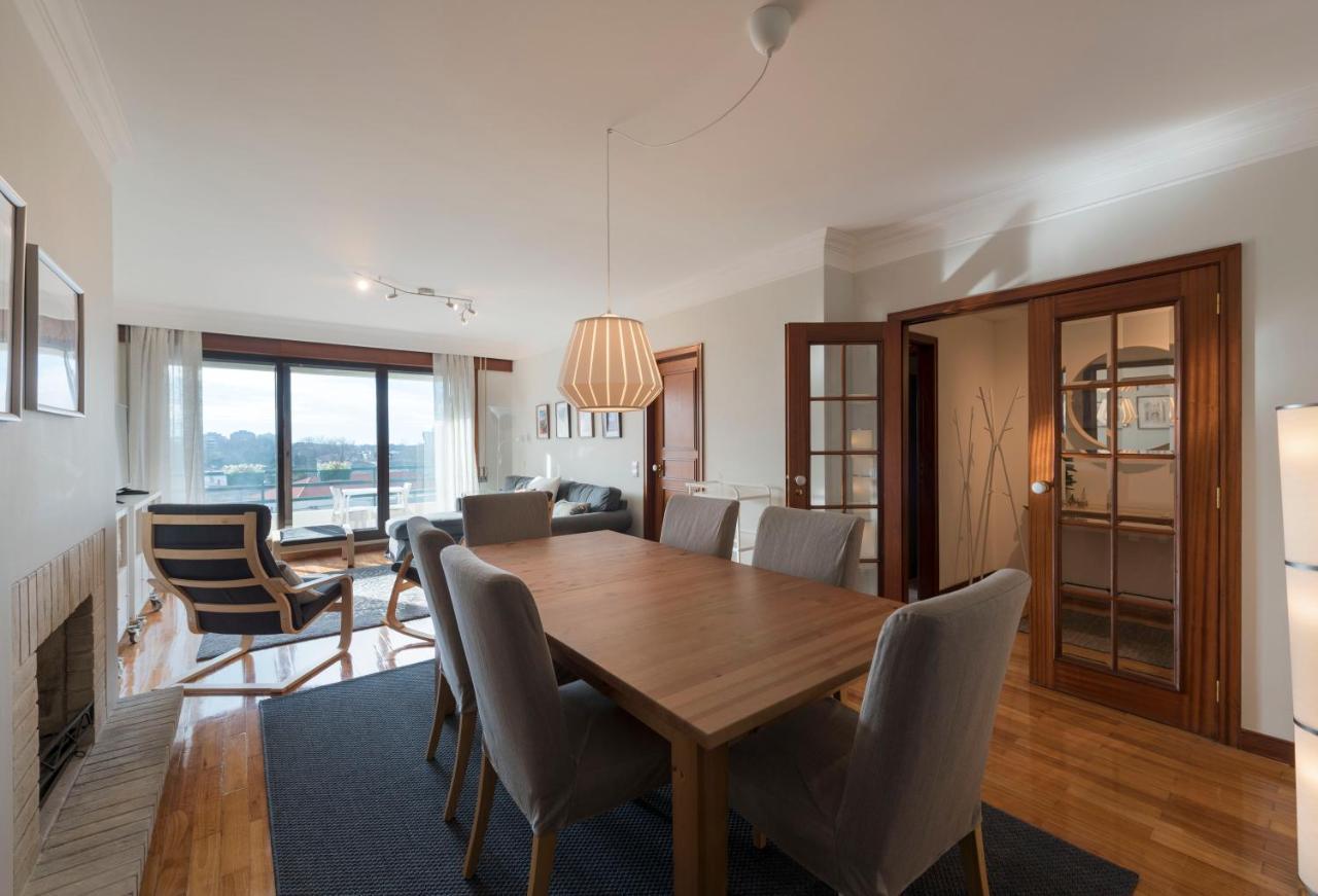 Lovelystay - Charming 3Br Flat W/ Free Parking In Devesas Vila Nova de Gaia Exterior foto